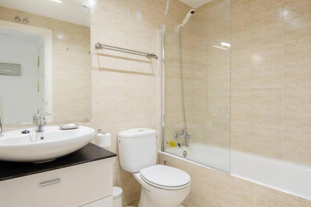 Cruz Apartment Madrid Exterior photo